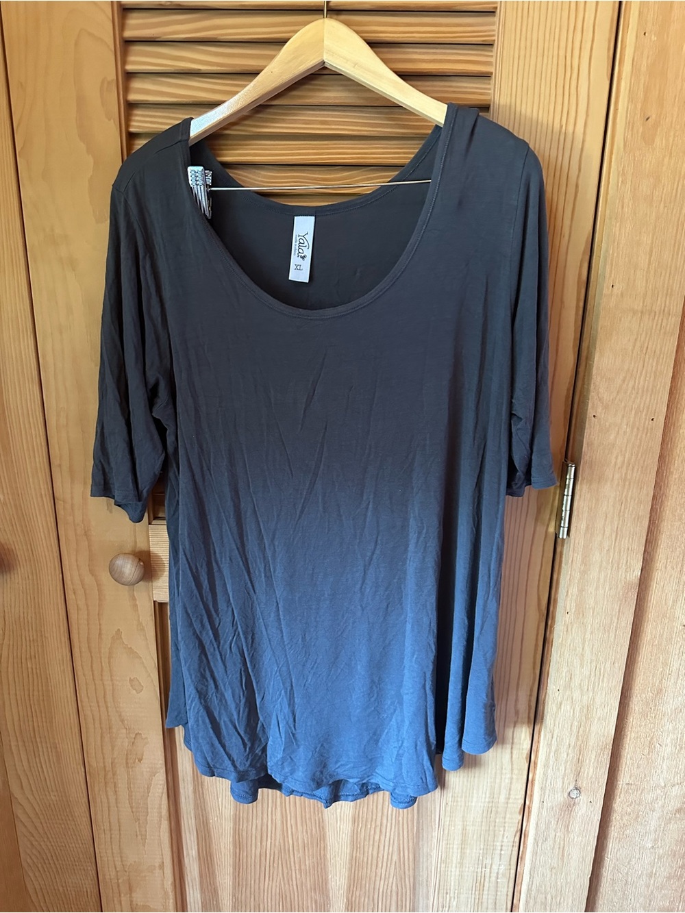 Yala grey Scoop Neck Short Sleeve Top